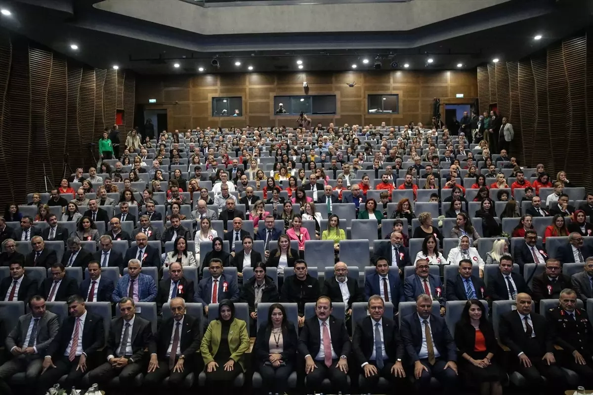 24 Kasım Öğretmenler Günü Törenleri Düzenlendi