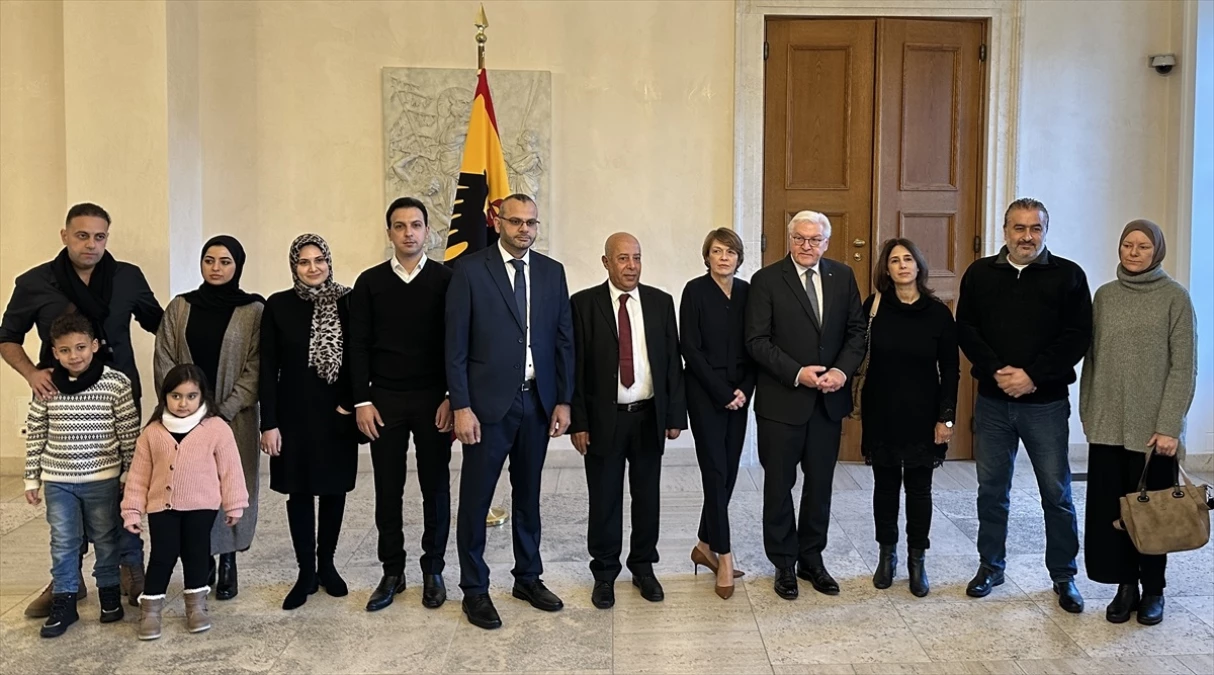 Almanya Cumhurbaşkanı, Gazze\'den tahliye edilen Filistin kökenli Alman vatandaşlarla görüştü