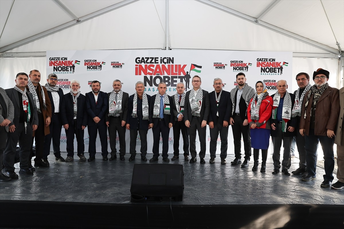 Başakşehir\'de Gazze İçin İnsanlık Nöbeti Etkinliği Başladı