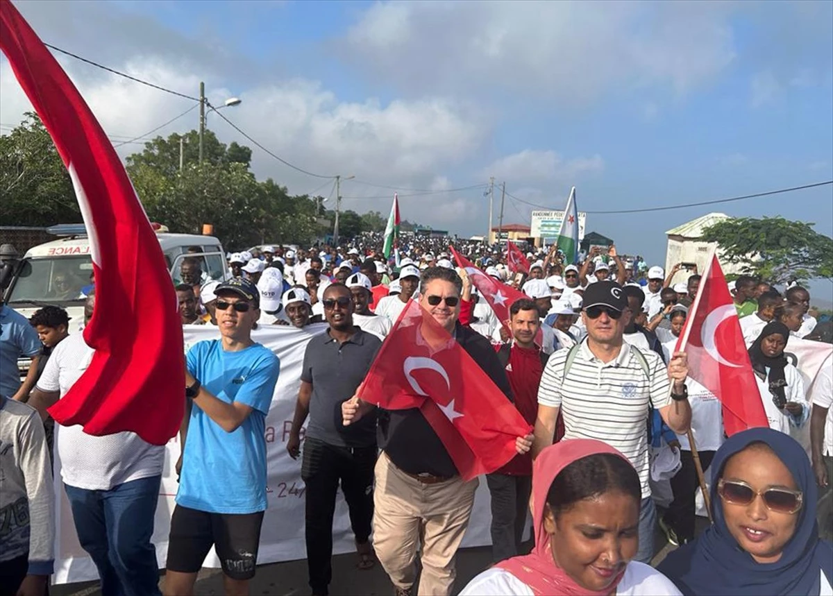 Cibuti\'de Filistin\'e destek yürüyüşü düzenlendi