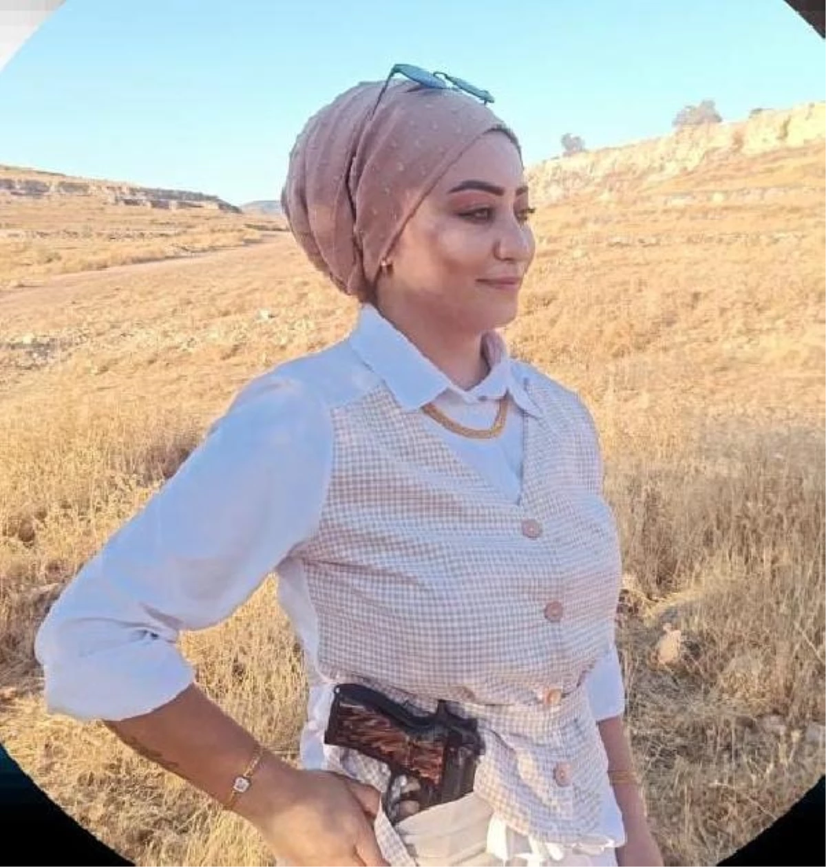 Midyat\'ta silahla vurulan genç kız hayatını kaybetti