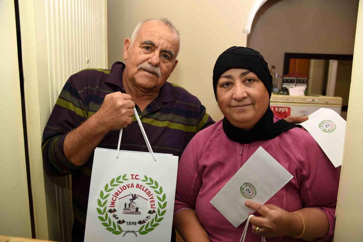 İncirliova\'da emekli öğretmenler unutulmadı