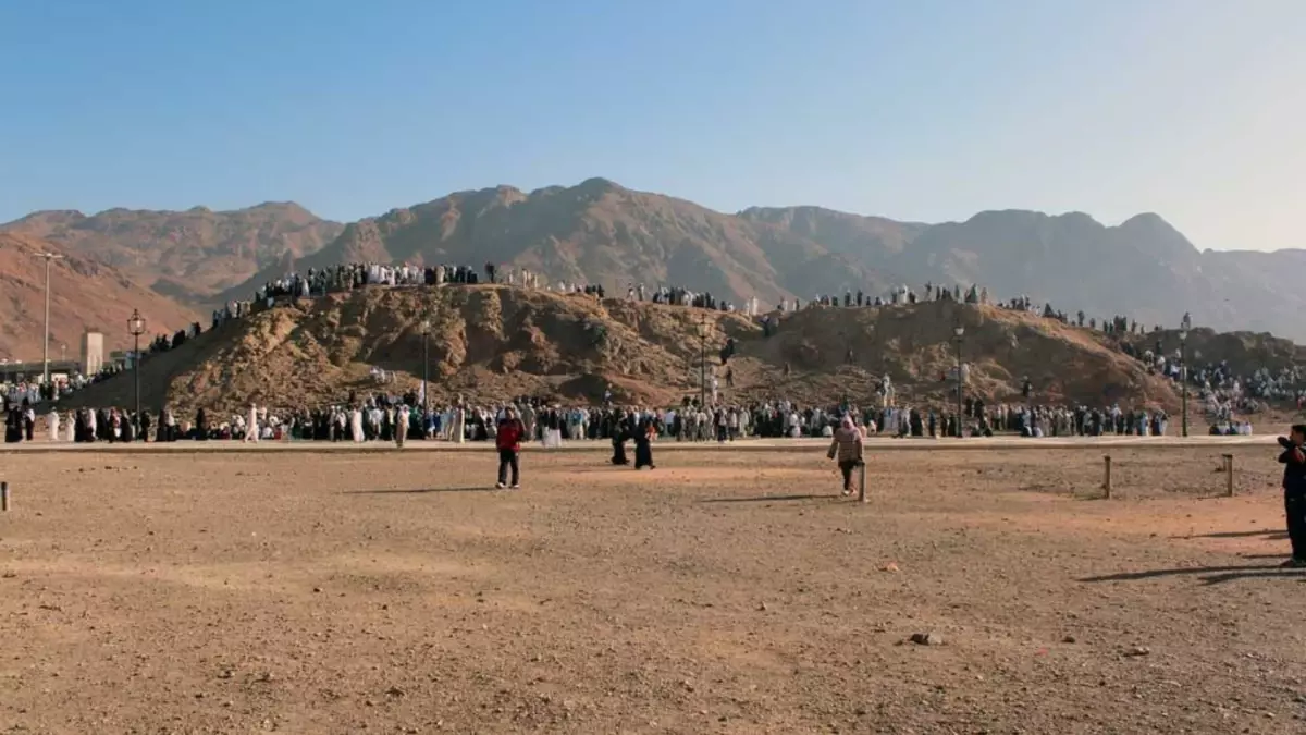 İslam tarihinin çetin sınavı: Uhud Savaşı ve stratejik etkileri