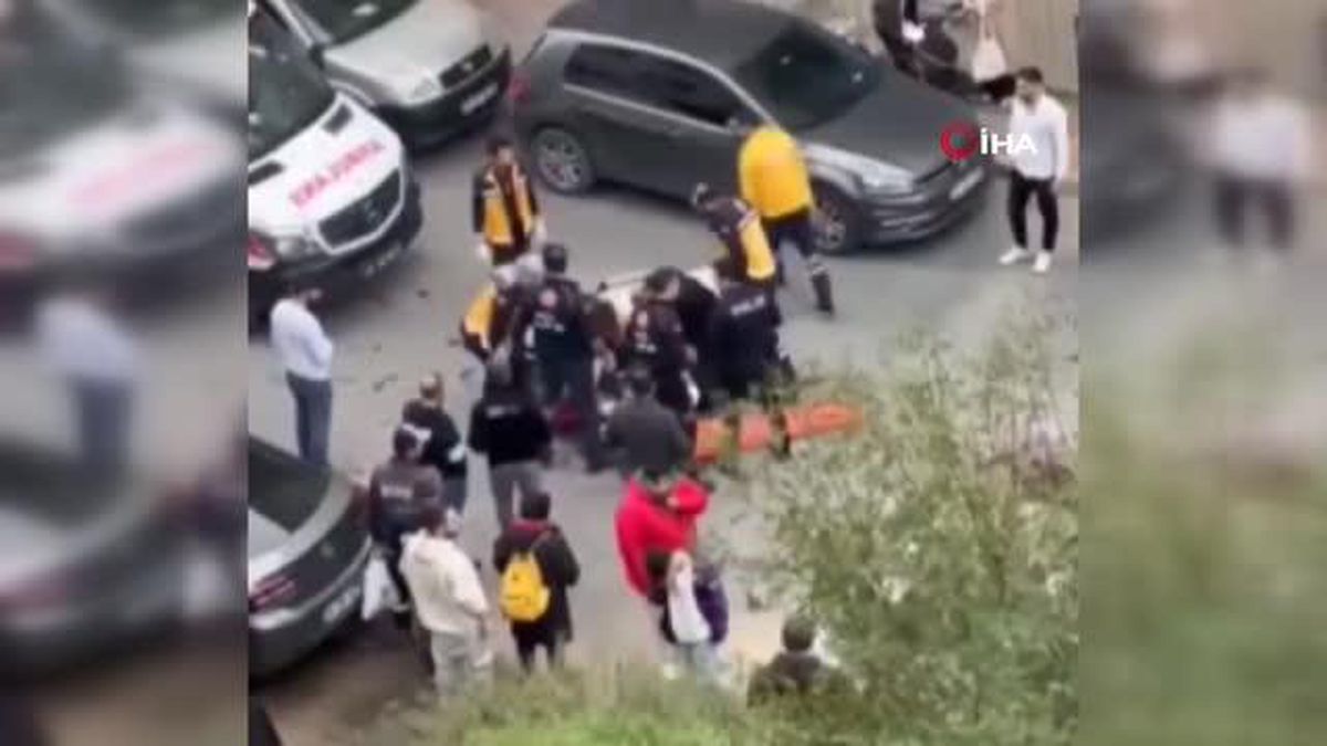 Sultangazi\'de liseli öğrenci kız meselesi yüzünden öldüresiye dövüldü