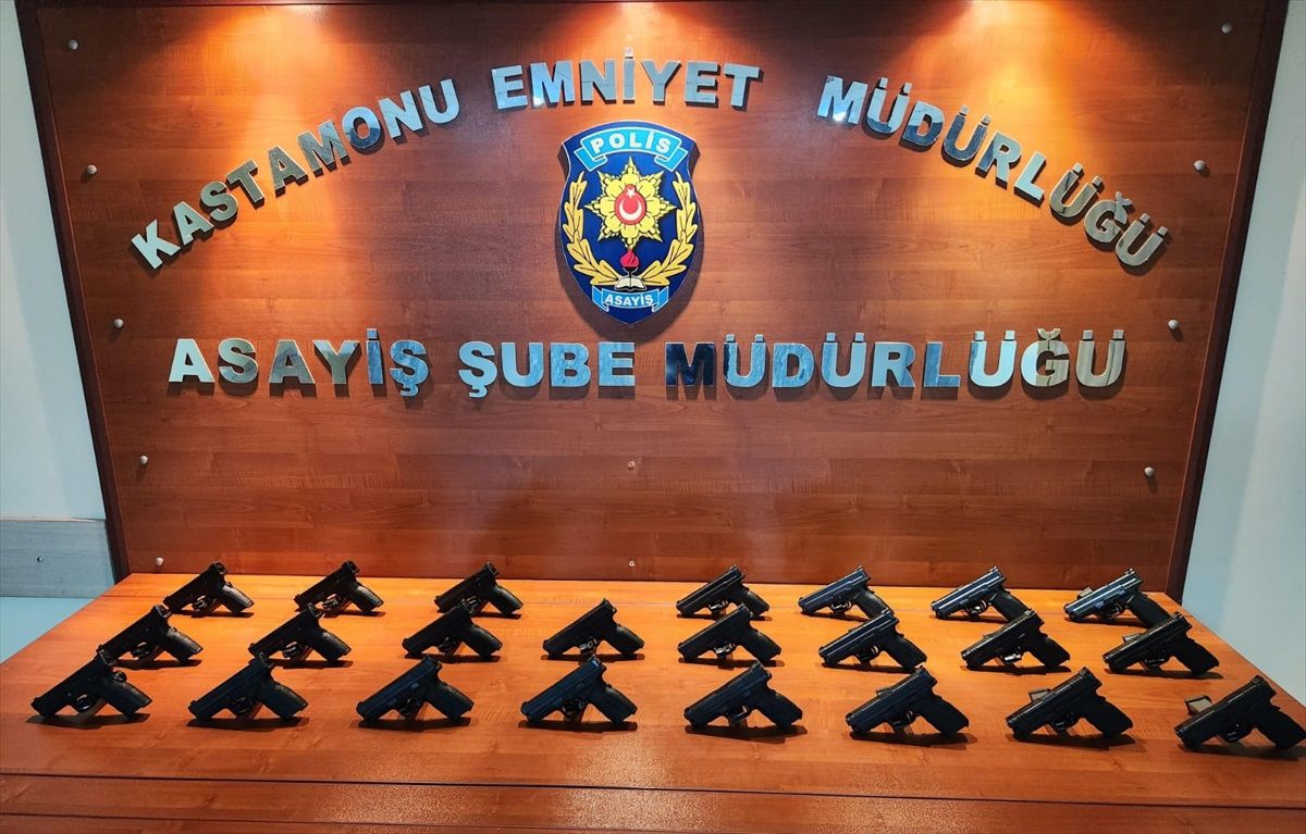 Kastamonu\'da silah kaçakçılığı operasyonu: 3 gözaltı