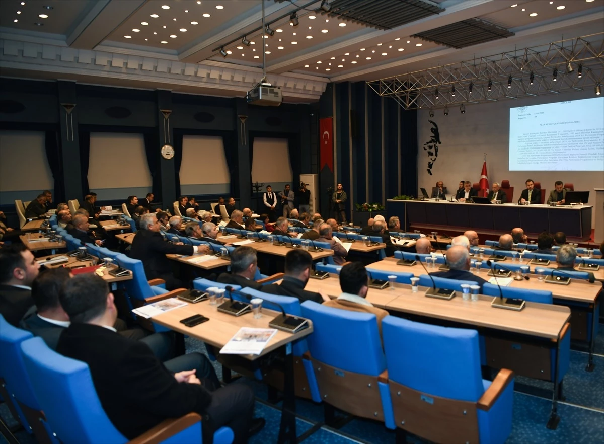 Kayseri Büyükşehir Belediyesi Kasım Ayı Meclis Toplantısında 30 Gündem Maddesi Görüşüldü