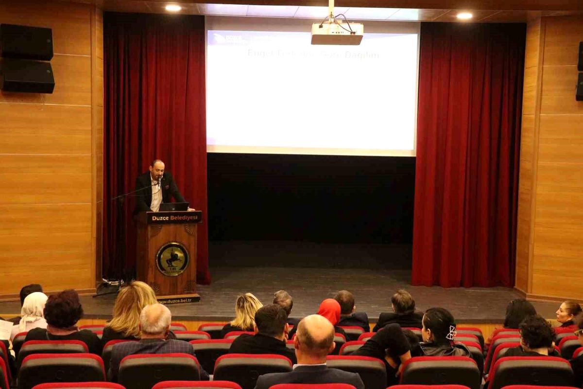 Düzce Belediyesi Destekli Engelsiz Panel Gerçekleşti