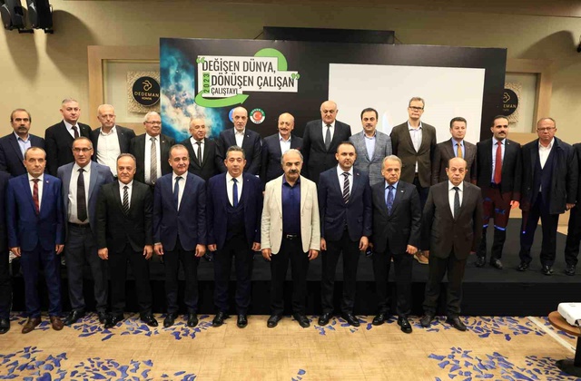 Türk-İş'ten asgari üret pazarlığına sayılı günler kala patronlara mesaj: Kazanıyorsan işçiye de ver Türk-İş'ten asgari üret pazarlığına sayılı günler kala patronlara mesaj: Kazanıyorsan işçiye de ver