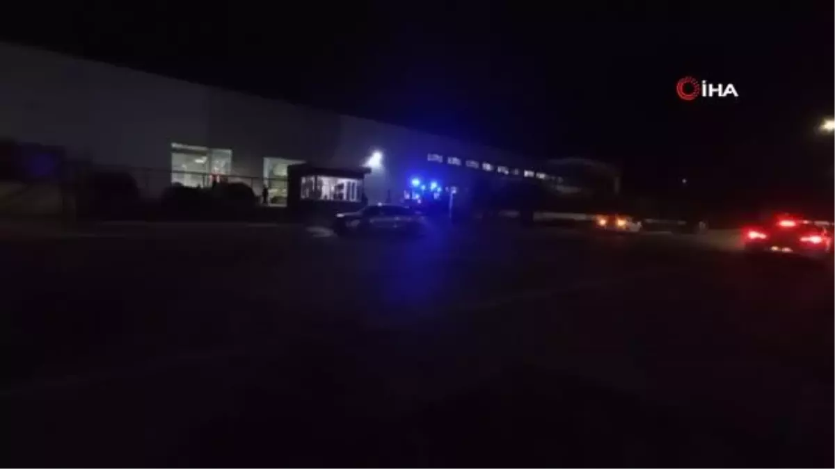 Mobilya fabrikasında yangın: 5 işçi hastaneye kaldırıldı