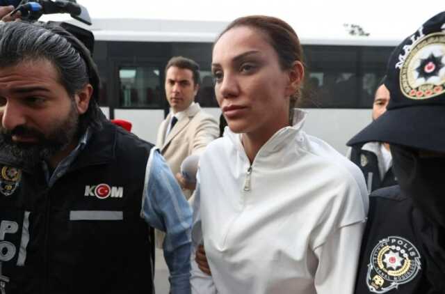 Polat operasyonunda çiftin muhasebeciliğini yapan akrabası tutuklama talebiyle adliyeye sevk edildi Polat operasyonunda çiftin muhasebeciliğini yapan akrabası tutuklama talebiyle adliyeye sevk edildi