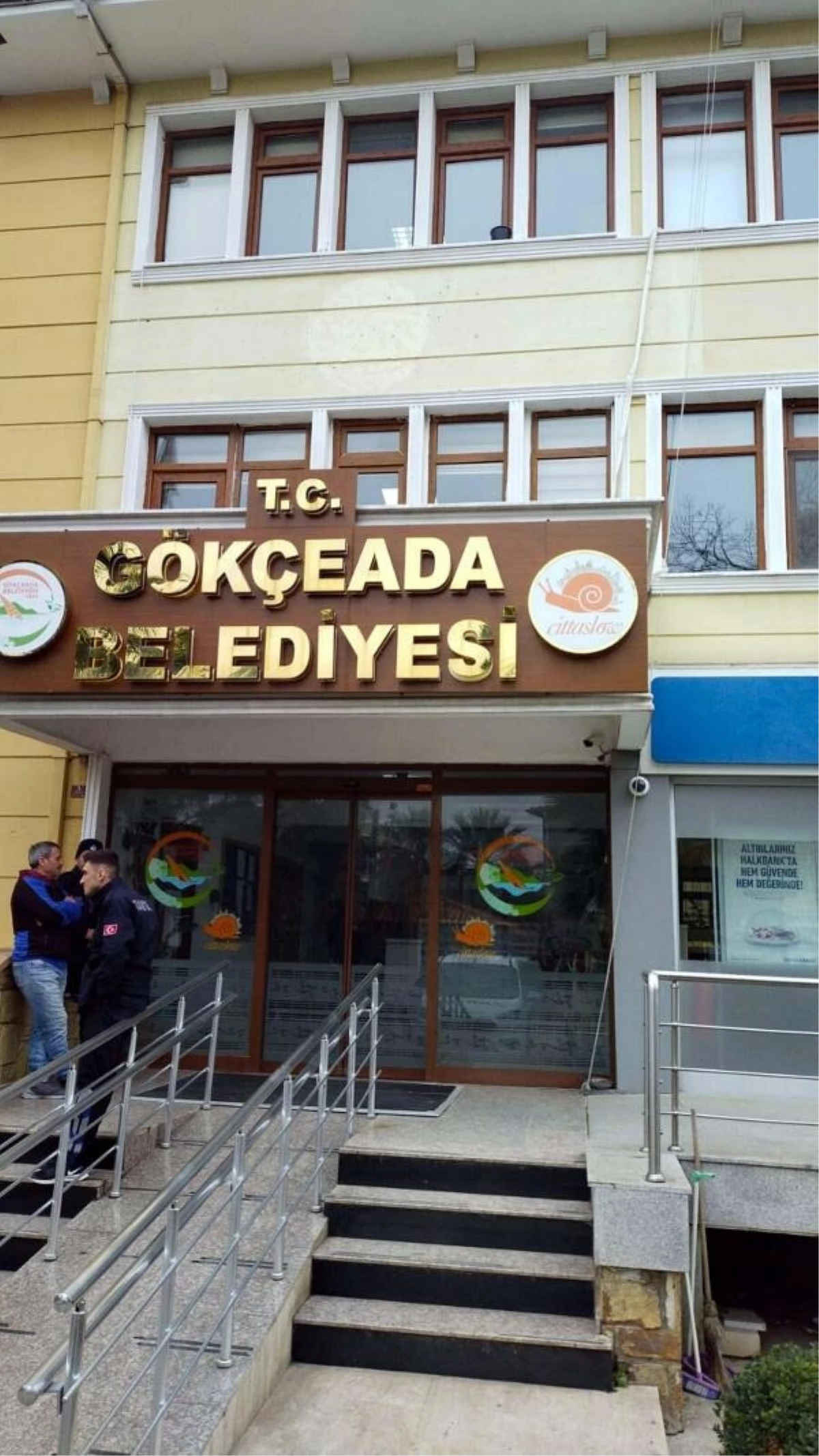 Gökçeada Belediye Başkanı Ünal Çetin, suçlamaları kabul etmediğini belirtti