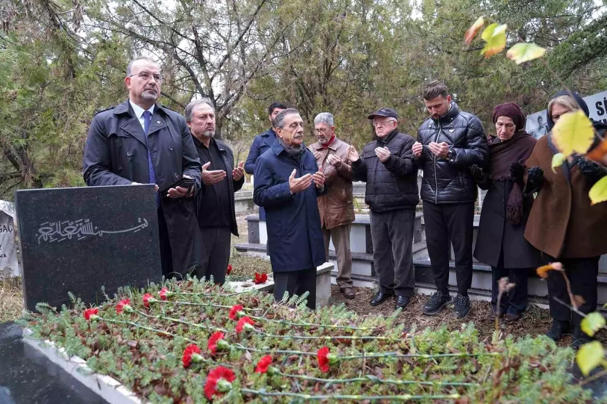 Eskişehirsporlu Sinan Alağaç\'ın ölümünün 38. yılında anma töreni düzenlendi