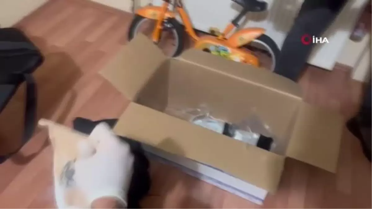 Uygulama sırasında şüphe üzerine durdurulan araçta 132 gram uyuşturucu madde çıktı