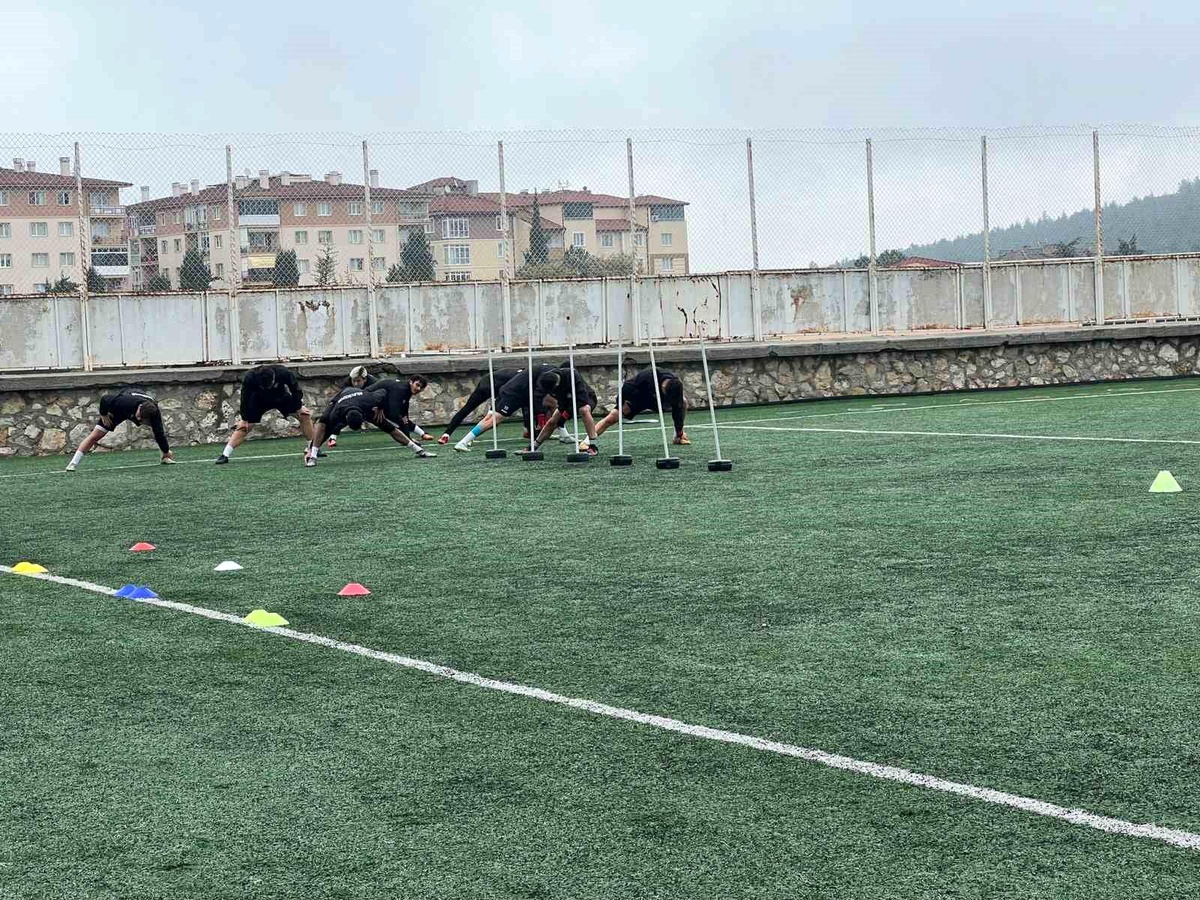 1969 Bilecik Spor Kulübü İzmir\'e hareket etti