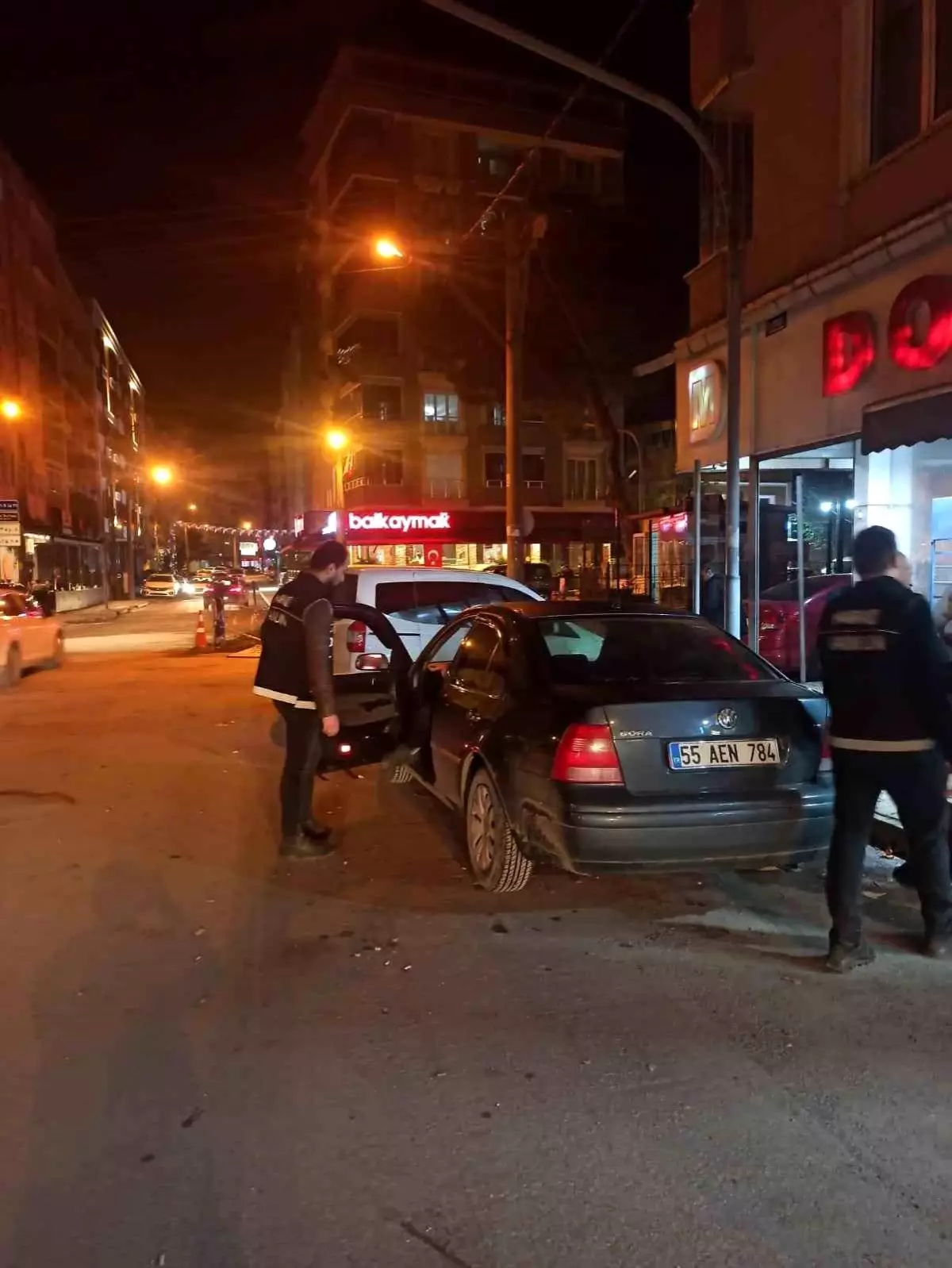 Samsun\'da şok uygulama: 127 polis görev aldı