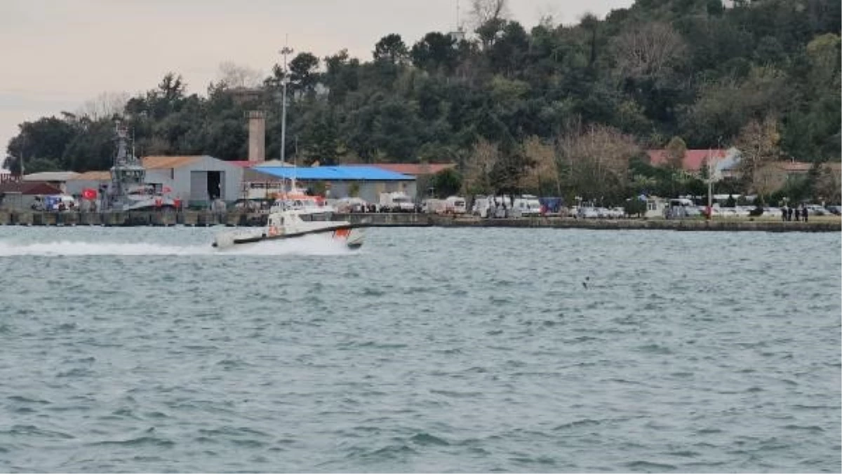 Zonguldak\'ta batan gemideki kayıp denizcilerin arama çalışmaları devam ediyor