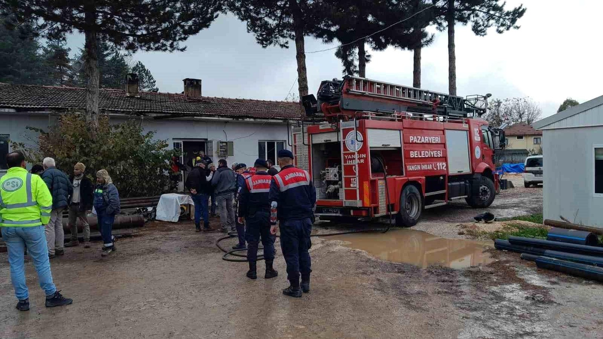 Bilecik\'te şantiye yatakhanesinde çıkan yangın büyümeden söndürüldü