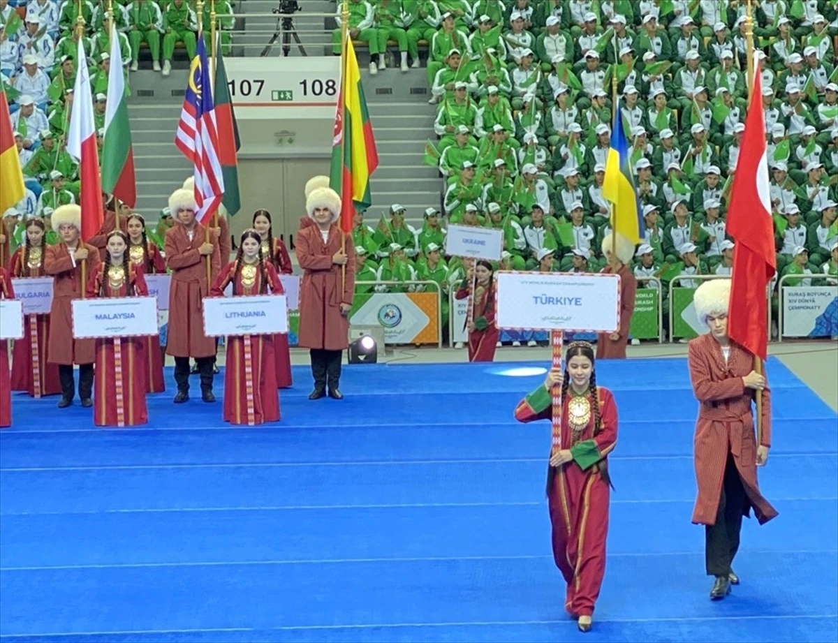 Türkmenistan\'da 14. Dünya Kuraş Şampiyonası\'nın açılışı yapıldı