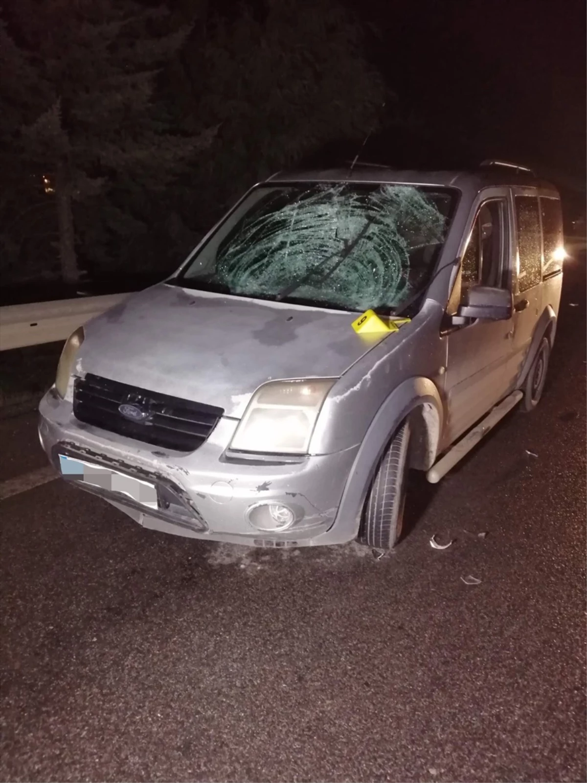 İzmir\'de araçtan inerek tartışan 2 kişi trafik kazasında hayatını kaybetti