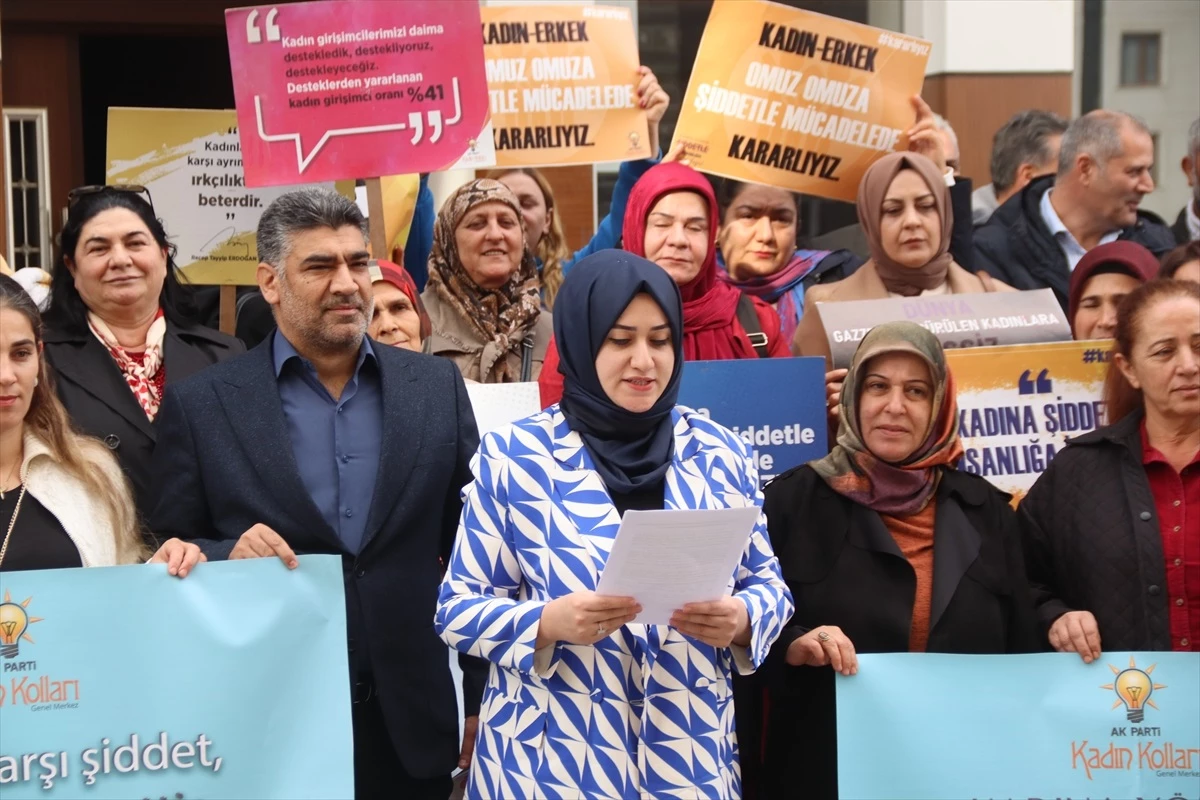 AK Parti Karabük Kadın Kollarından kadına yönelik şiddetle mücadele açıklaması