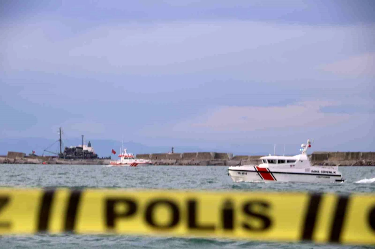 Zonguldak\'ta batan geminin mürettebatı aranıyor