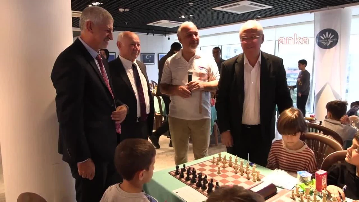 Karabağlar Belediyesi Başöğretmen Atatürk Satranç Turnuvası Başladı