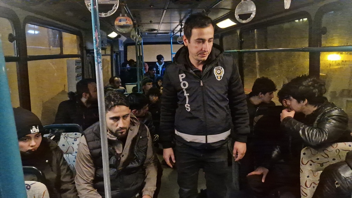 Kırklareli\'nde 41 düzensiz göçmen yakalandı