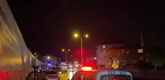 Gölcük'te Otomobil ile Tır Çarpışması Sonucu Hayatını Kaybeden Çocuğun Cenazesi Defnedildi