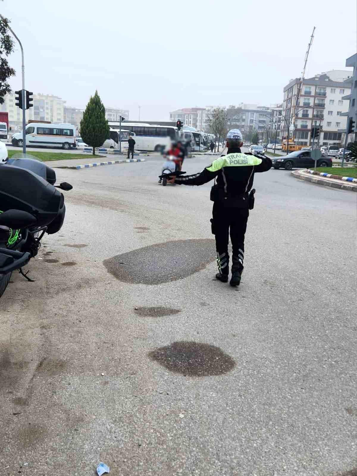 Manisa\'da motosiklet ve motorlu bisiklet uygulaması