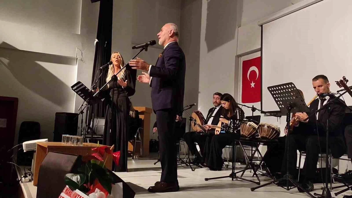 Erzurumlu Müzik Ustası Fikret Erkaya Hemşehrileriyle Buluştu