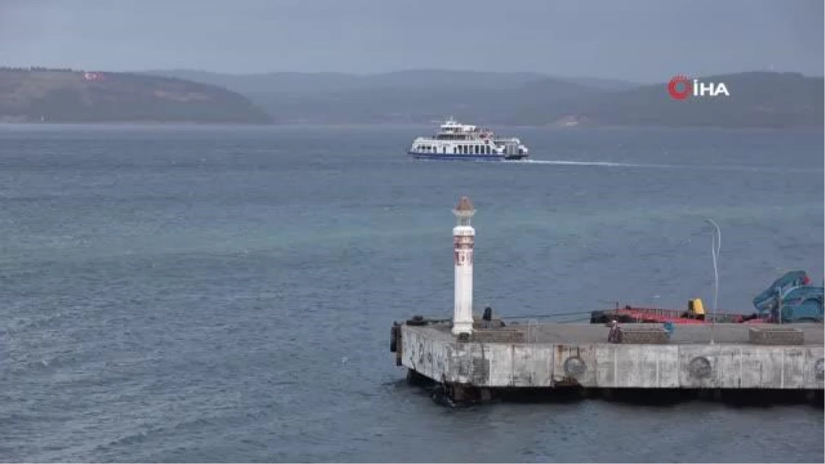 Gökçeada ve Bozcaada\'ya tüm feribot seferleri iptal edildi