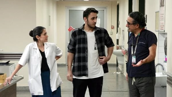 Türk doktorlardan tıp literatürüne girecek ameliyat! Kalbi açıkta bırakıp 24 saat izlediler
