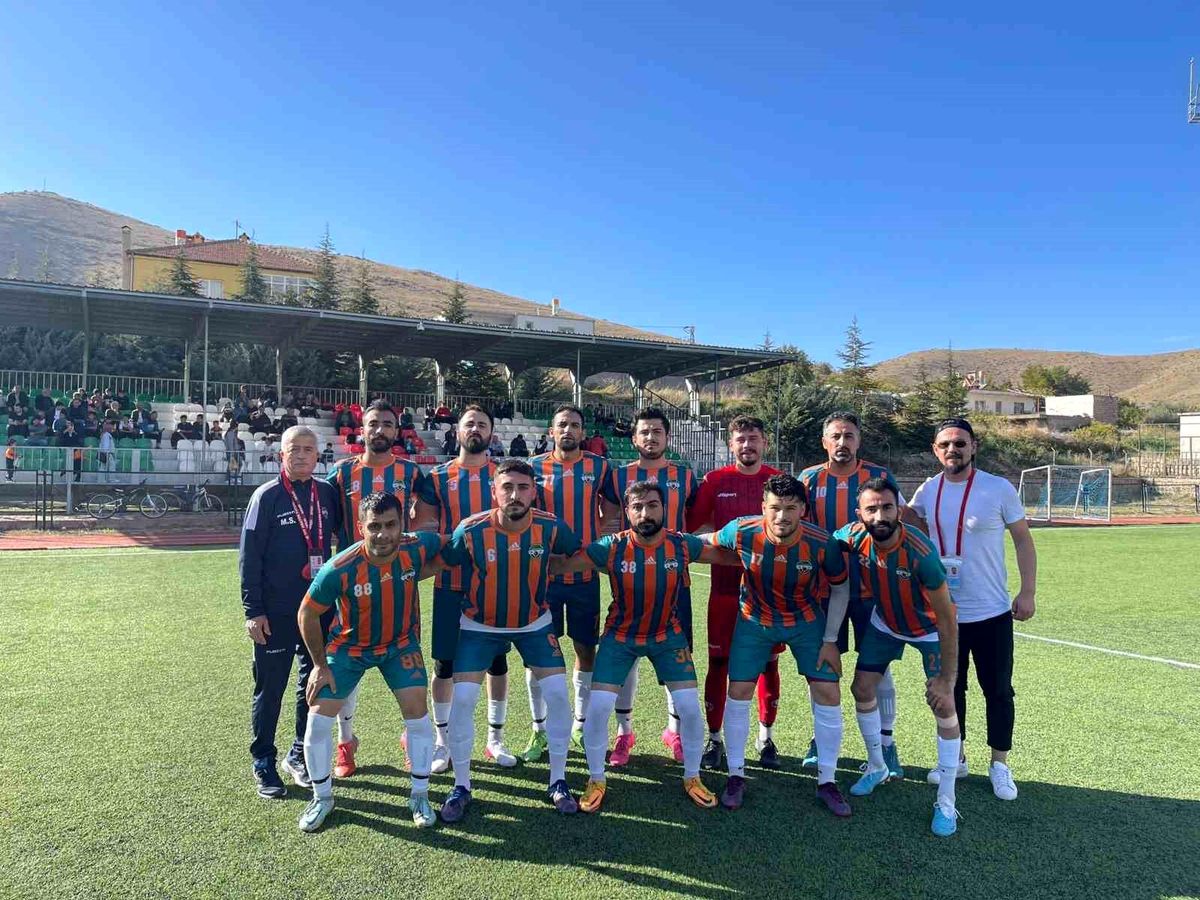 Yahyalıspor, Başakpınarspor\'u ağırlıyor