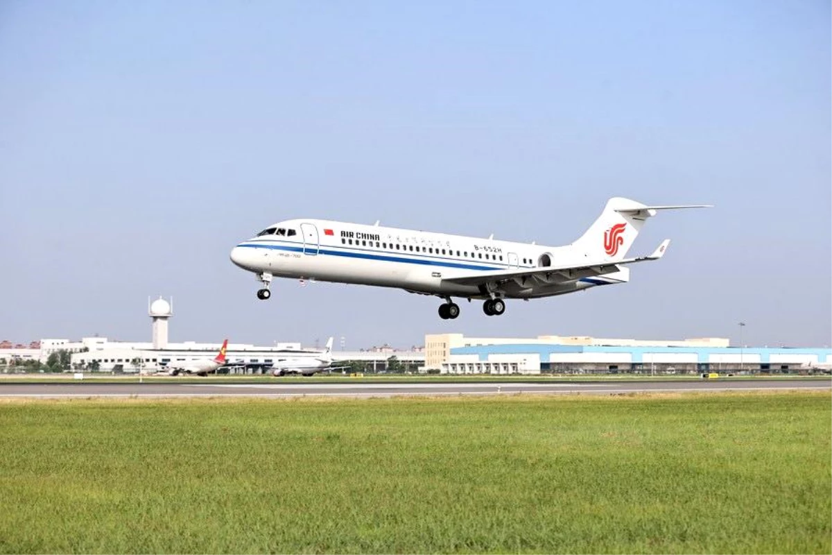 Çin\'in ARJ21 yolcu uçağı 10 milyonuncu yolcusunu taşıdı