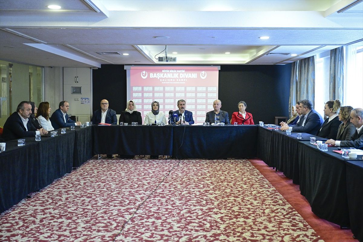 BBP, İYİ Parti\'den istifa edenlerle görüşmeler yapıyor