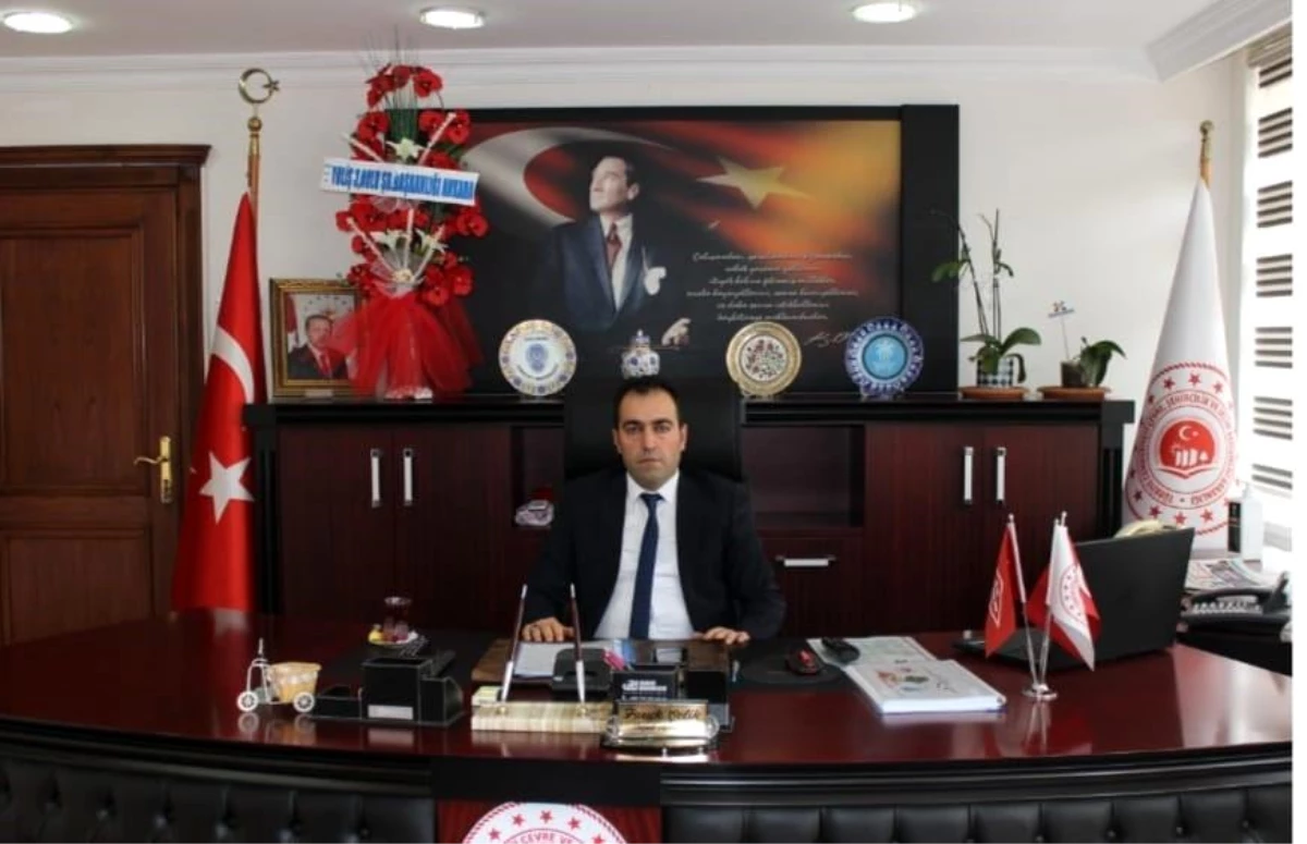 Erzurum Çevre ve Şehircilik İl Müdürü Faruk Çelik, bakanlığa daire başkanı olarak atanmasıyla Ağrı\'da sevinç yaşandı