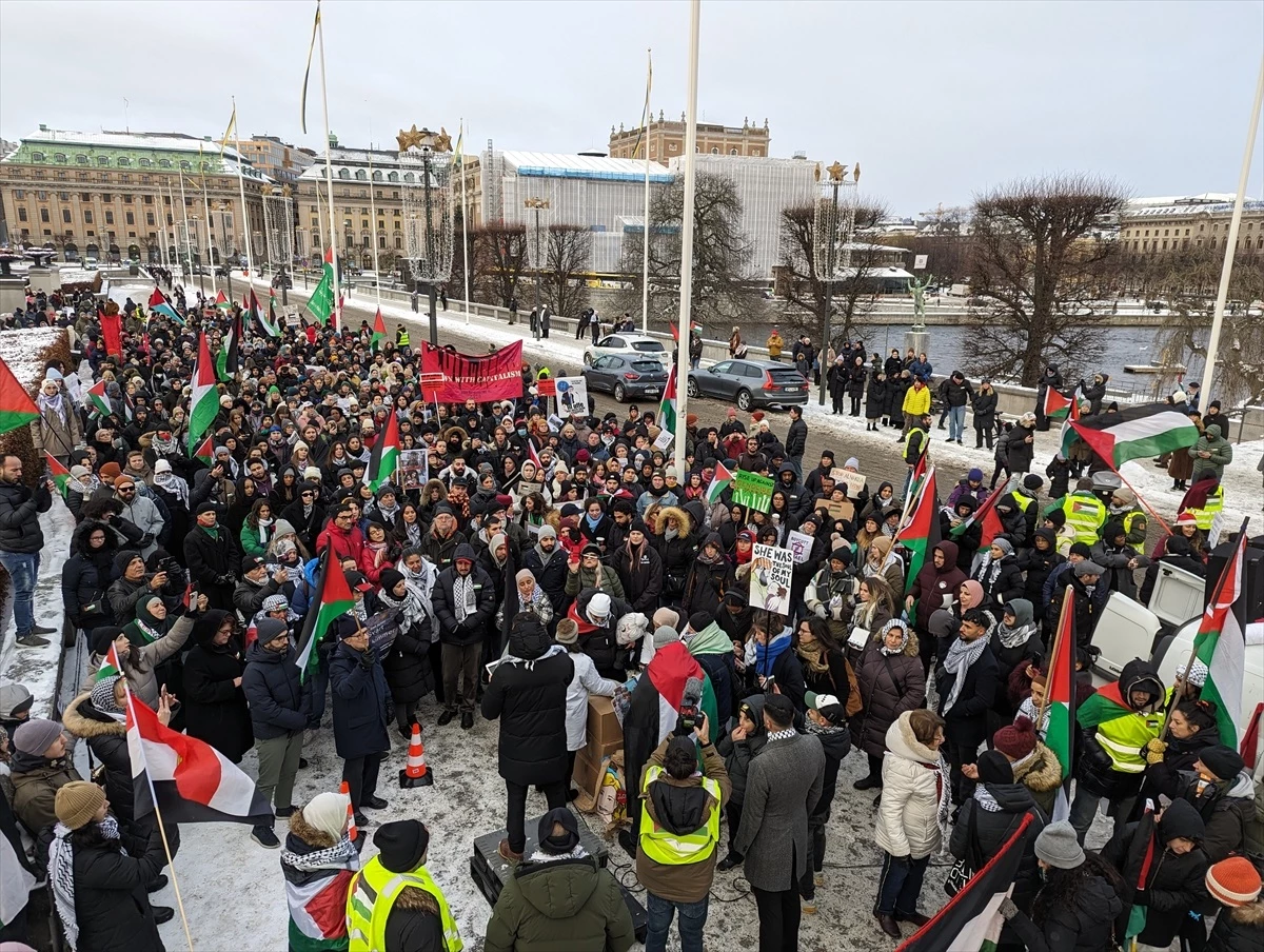 Stockholm\'de Filistin\'e Destek Gösterisi