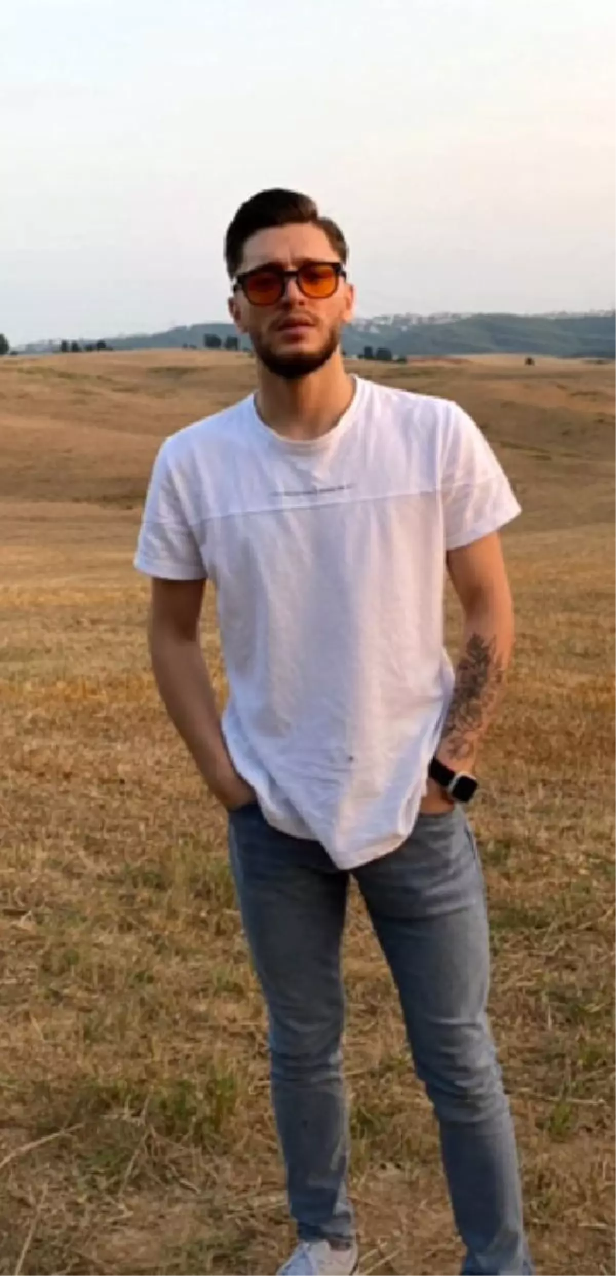 Kağıthane\'de Otomobil Silahlı Saldırıya Uğradı