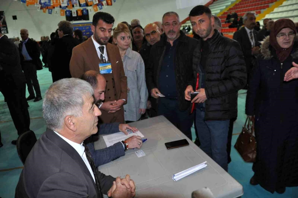 Kars\'ta AK Parti belediye başkan adayı temayül yoklamasıyla belirlenecek