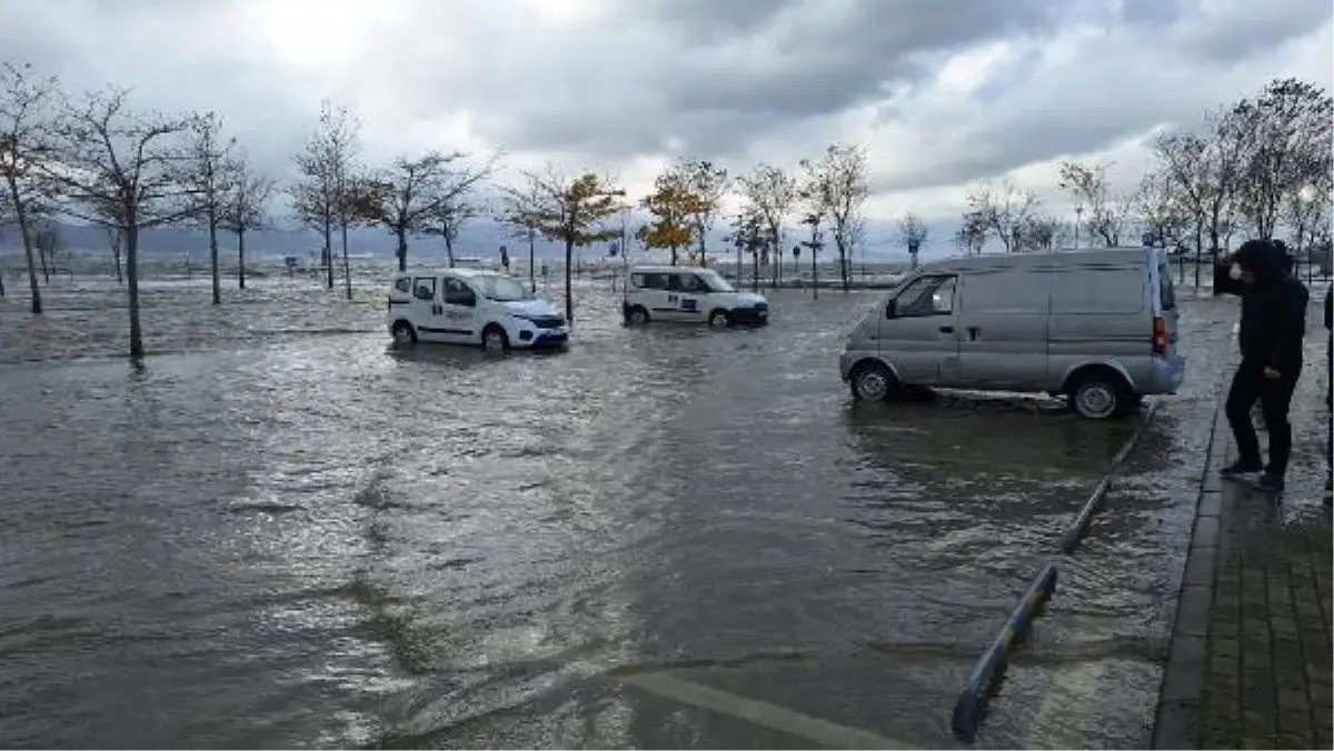 Deniz Taştı, Otopark Su Altında Kaldı