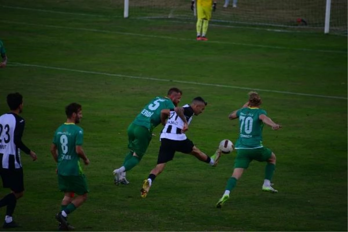 Erbaaspor ile Kuşadasıspor 0-0 berabere kaldı