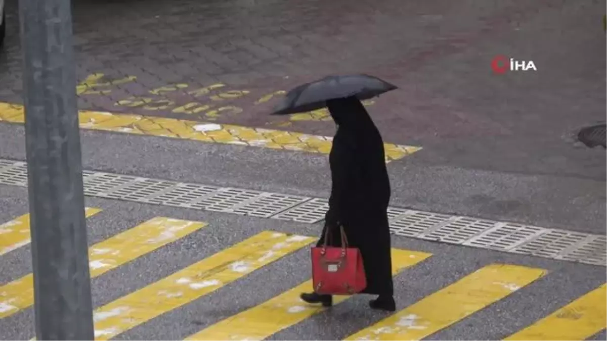 Meteorolojinin uyardığı Çankırı\'da sağanak yağış etkili oluyor