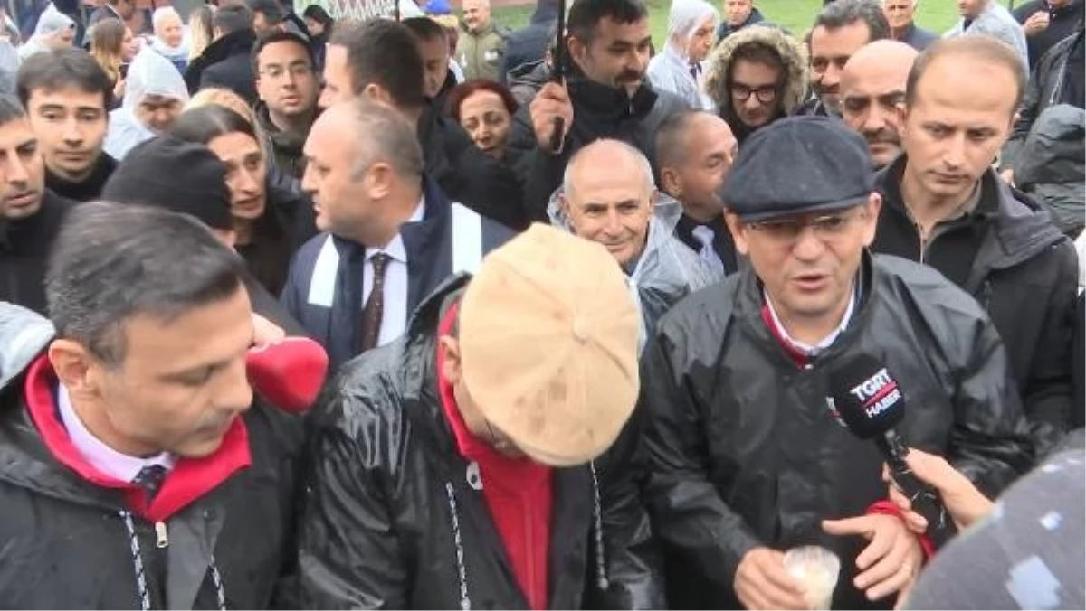 CHP Genel Başkanı Özgür Özel: Meral Akşener\'le henüz planlanan bir görüşme yok