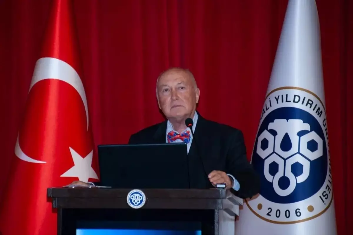 Prof. Dr. Ercan: Erzincan\'da 2035 ile 2045 yılları arasında 7.9 büyüklüğünde bir deprem meydana gelebilir 