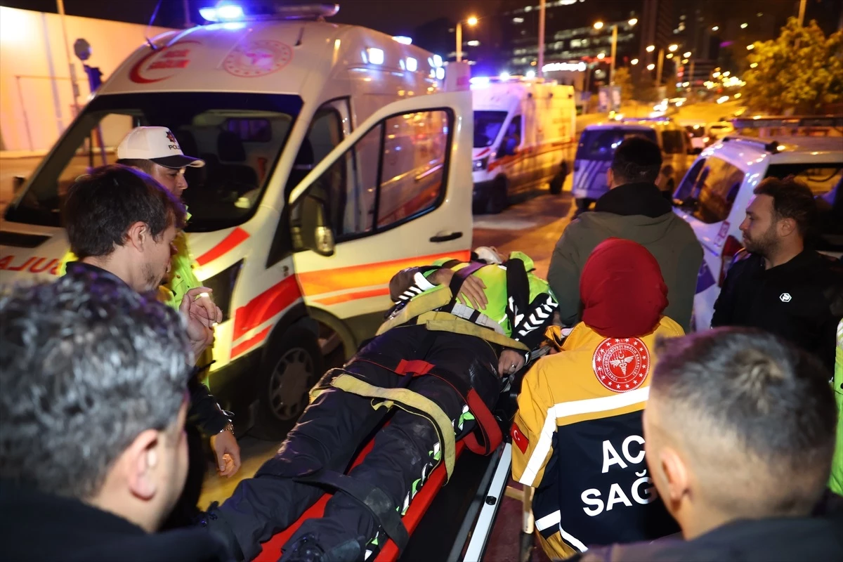 Ümraniye\'de trafik kazasında polis ağır yaralandı