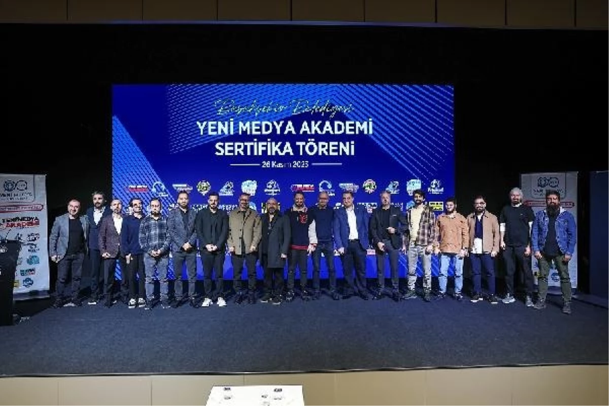 Başakşehir Belediyesi Yeni Medya Akademi Mezunlarını Törenle Kutladı