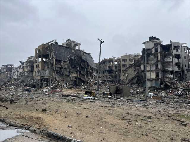 İsrail askeri, 2 yaşına giren kızının doğum gününü binayı havaya uçurarak kutladı İsrail askeri, 2 yaşına giren kızının doğum gününü binayı havaya uçurarak kutladı