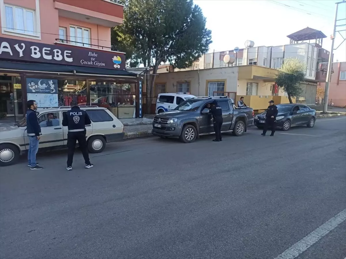 Kozan\'da Asayiş Denetimleri: 6 Şüpheli Tutuklandı, 12 Hükümlü Cezaevine Gönderildi