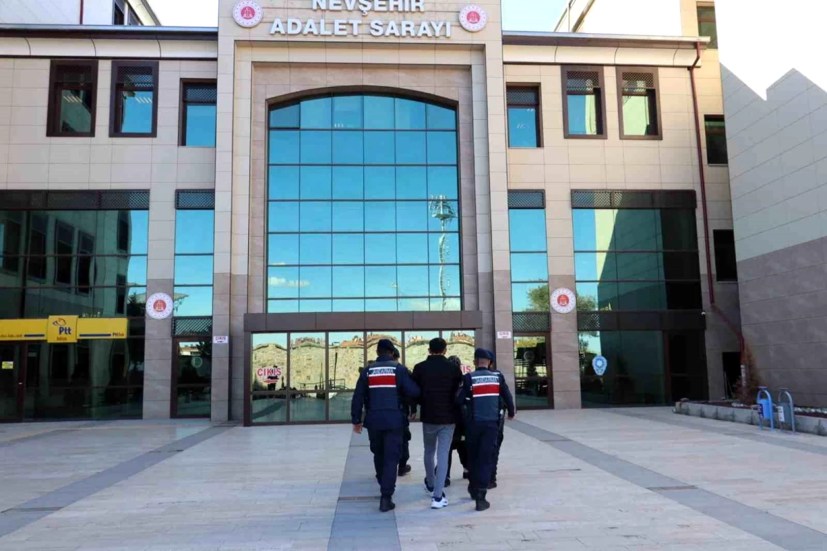 Nevşehir\'de Forex dolandırıcılarına operasyon: 4 gözaltı