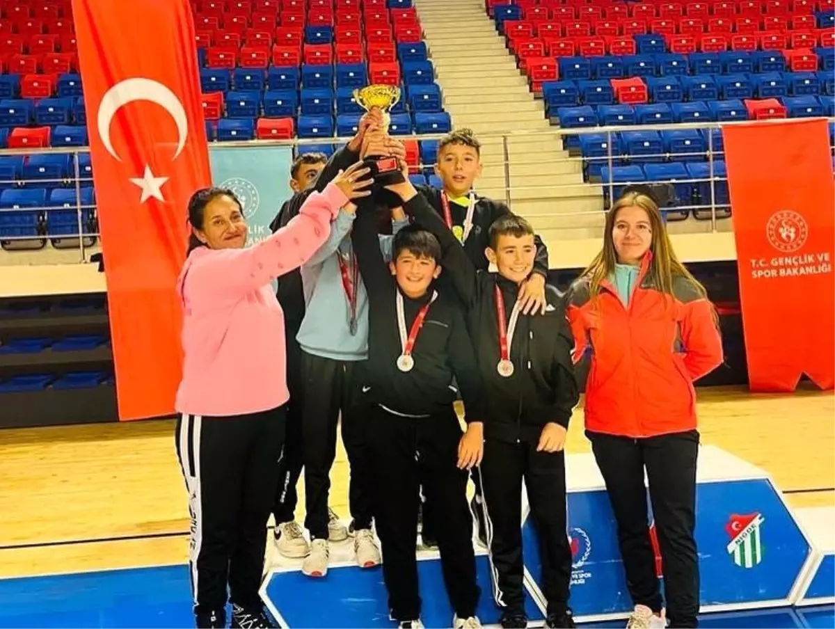 Niğde Okul Sporları Kros Müsabakaları Sona Erdi